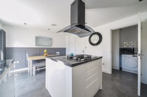 Kitchen breakfast room angle 4- click for photo gallery